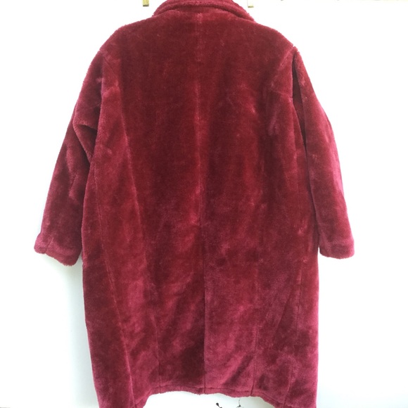 Pretty Little Thing Faux Fur Long Burgundy Coat 2 - Picture 4 of 5